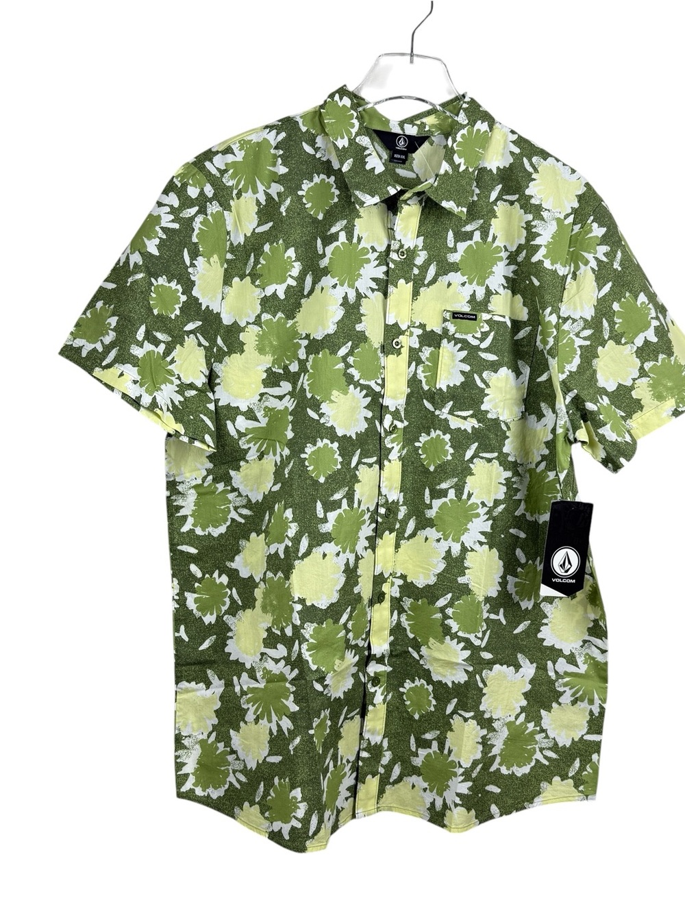 Volcom Non Floral Woven Button Up Shirt NWT Men’s Size XXL MSRP $60